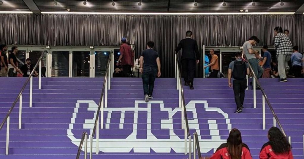 Twitch has the feature of detecting users who are suspected of violating the barriers