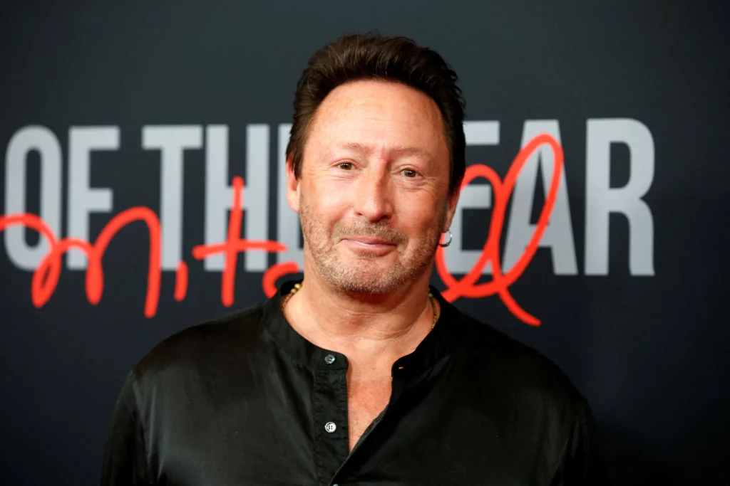 Julian Lennon sings "Imagine" for the first time in support of Ukraine