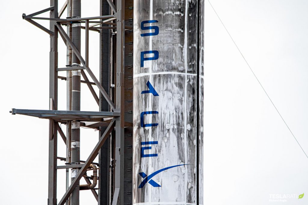 SpaceX has already raised the Falcon 9 rocket vertically for the upcoming Starlink launch