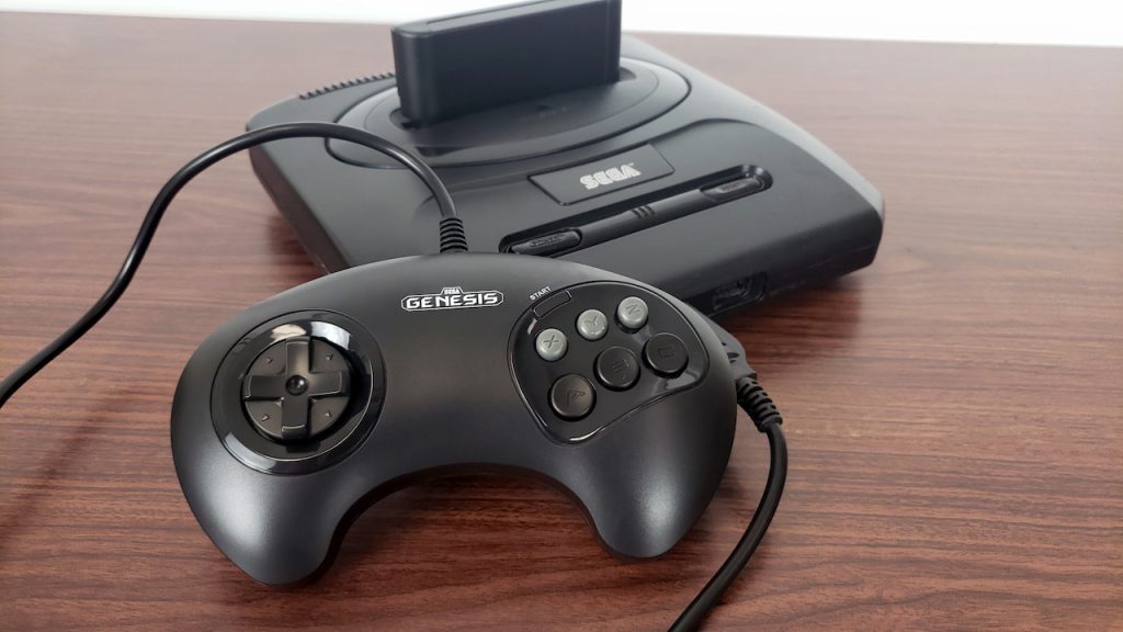 The official Sega console "BIG6" was announced by overseas manufacturers of peripheral equipment.  Combined Control Panel Mega Drive and Fighting Pad 6B - Automatic