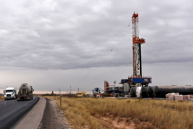 Oil jumps after Saudi Arabia raises crude prices