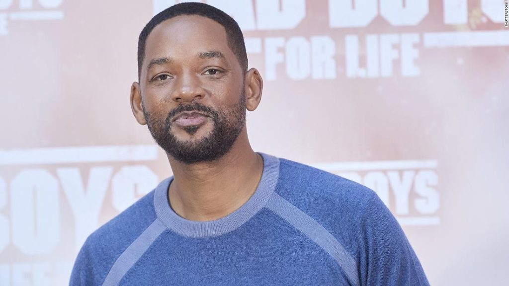 Chris Rock jokes that he 'slapped Suge Smith' after Will Smith's apology video
