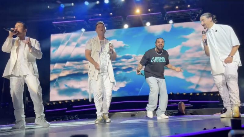 Drake is having a nostalgic moment on stage with Backstreet Boys
