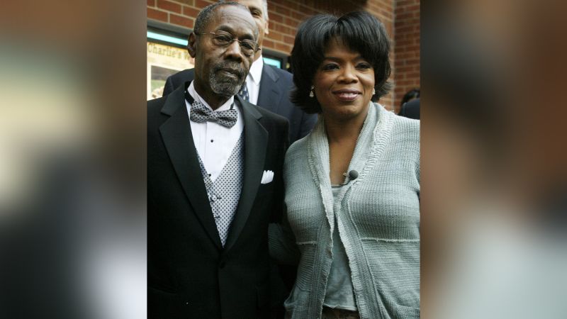 Vernon Winfrey, Oprah’s father and former council member, has died