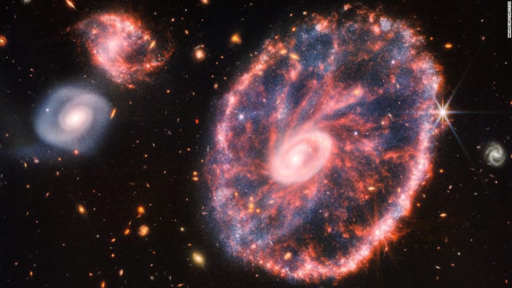 Webb Telescope Image Reveals the Cartwell Wheel Galaxy