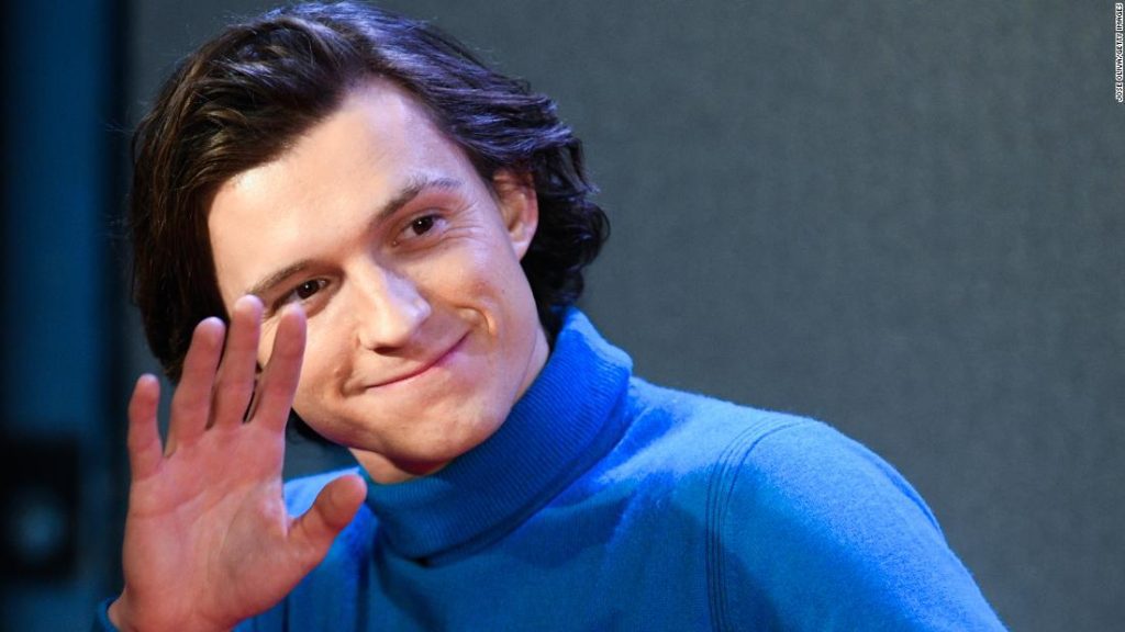 Tom Holland takes a break on social media for his mental health