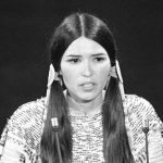 Academy apologizes to Sacheen Littlefeather for treatment when she rejected Oscar Marlon Brando in 1973
