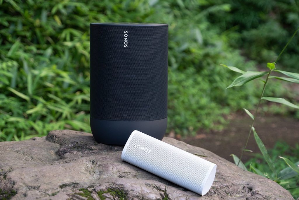 Sonos is your outdoor companion!  With the Sonos Roam & Move portable speaker, the sound is good both outside and at home!  (1/3)