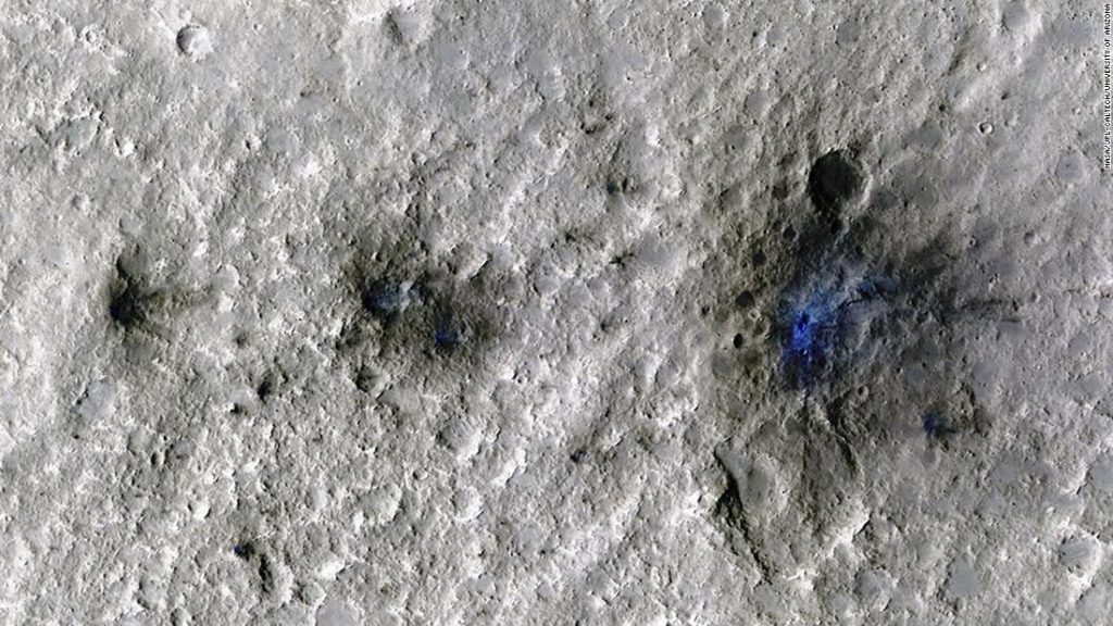 InSight probe discovers space rocks colliding with Mars