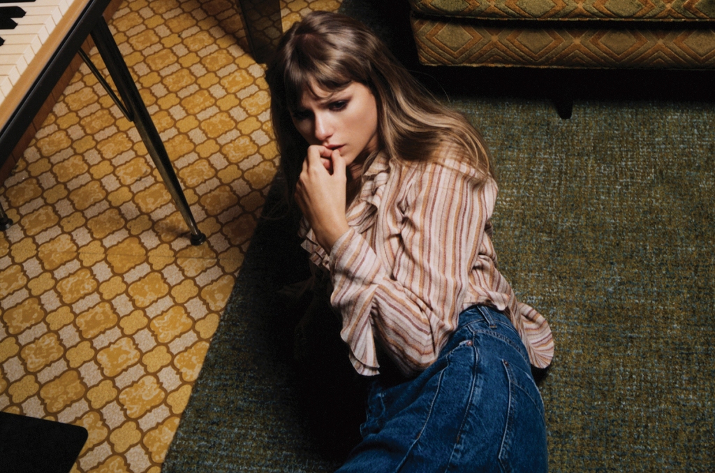 Taylor Swift's 'Midnights' Is #1 on the Billboard 200 for Week Two - Billboard